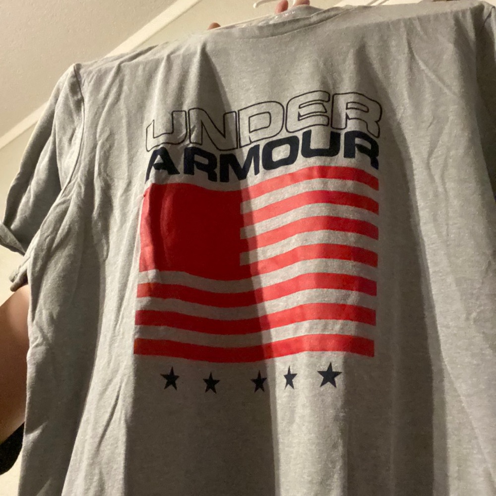 Grey, t-shirt, American flag graphic